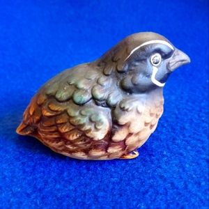 Tiny Quail Figurine